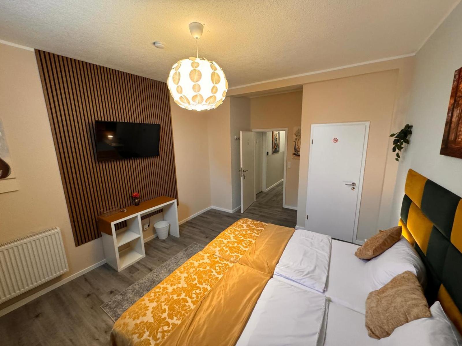 F-F Haus Monteuren Unterkunft Neuhausen auf den Fildern Kültér fotó